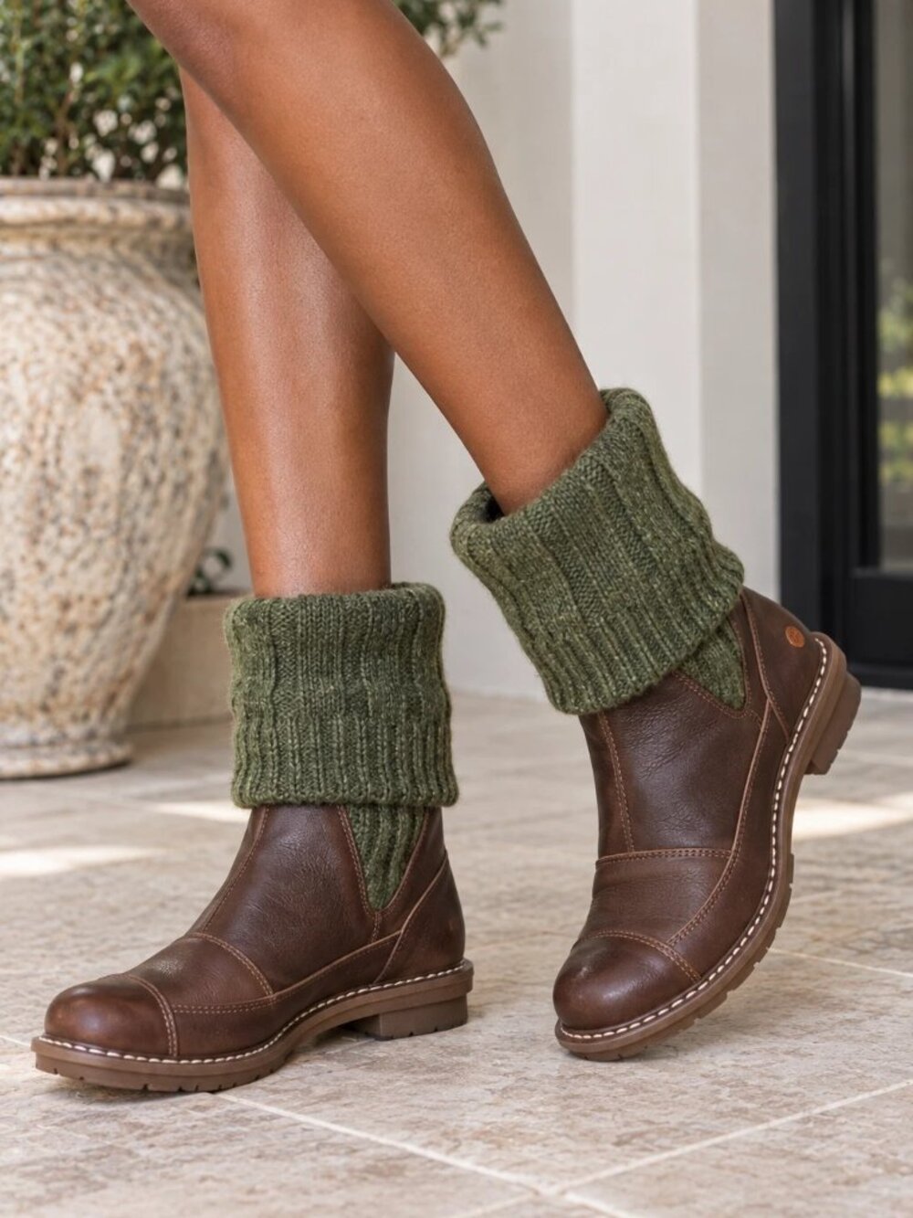 The Art Company Leather Sweater Knit Fold Boots Sz 8 US 41 EU Brown Green